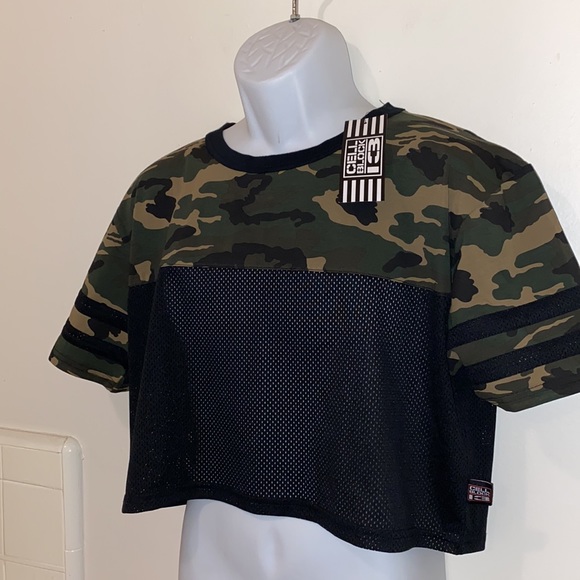 🖤BNWT Men’s Cell Block 13 Camo Mesh Crop Top🖤 - Picture 4 of 10